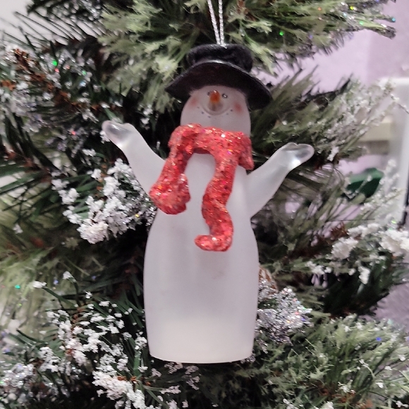 VINTAGE ORNAMENT - Picture 1 of 1